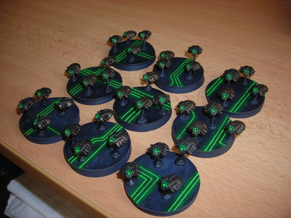 afc09.deviantart.net_fs70_i_2012_267_3_4_canoptek_scarabs_by_wh_reaper_d5fq3x3.webp