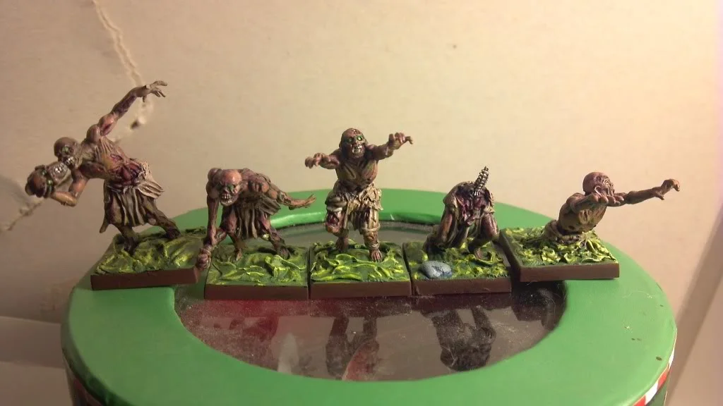 ai1176.photobucket.com_albums_x324_preachermurphey_ZombieFront.webp