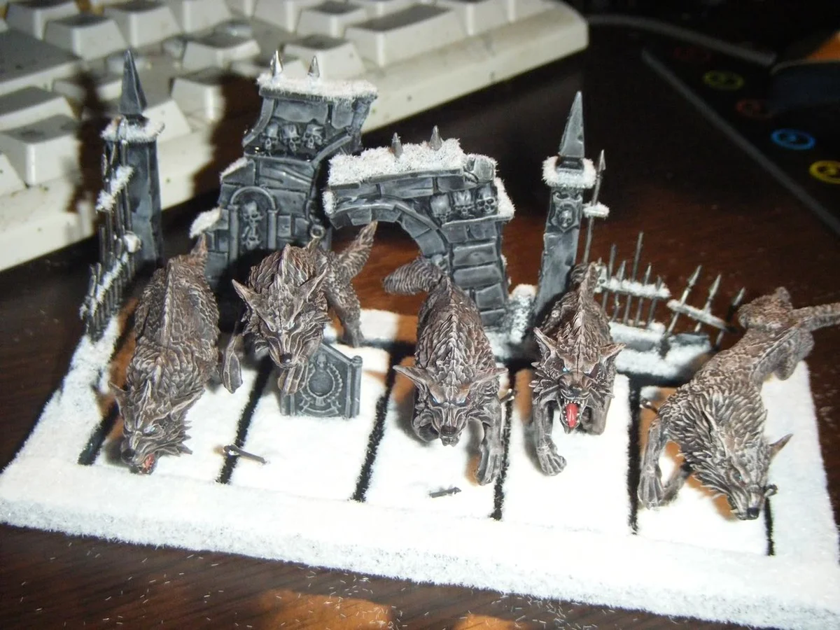 ai414.photobucket.com_albums_pp222_DukeDanseMacambre_WolvesFinished2.webp