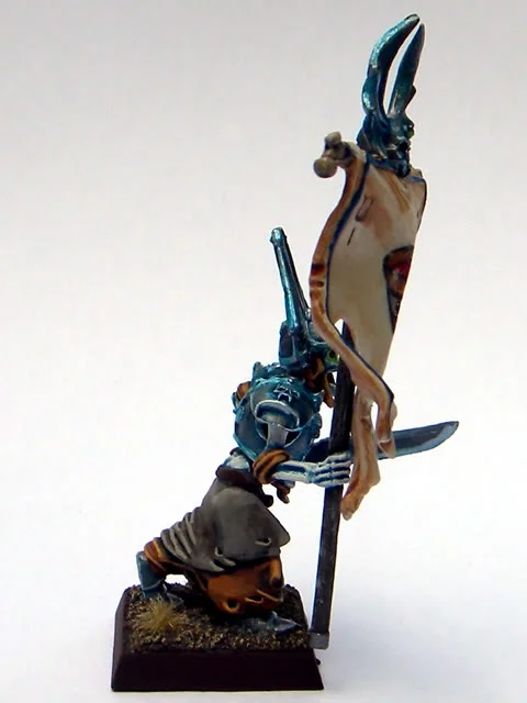 ai438.photobucket.com_albums_qq104_norrmahl_GGstdbearer02.webp
