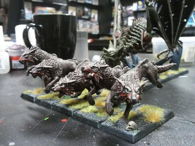 ai5.photobucket.com_albums_y176_t0mmi3_DireWolves1.webp