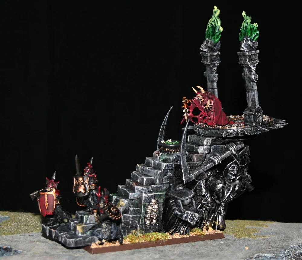 ai649.photobucket.com_albums_uu220_vannahscreations_Dragon_20Legion_111112mortisengine.webp