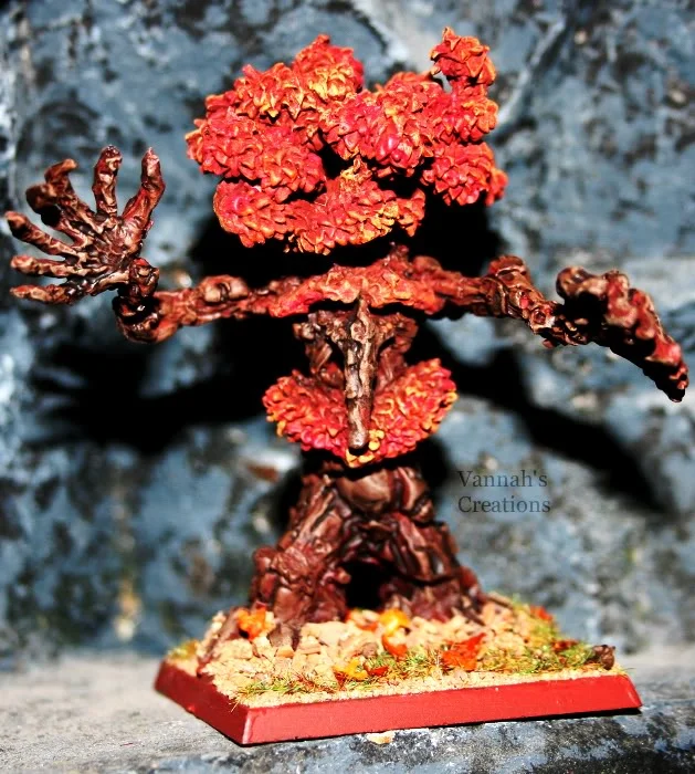ai649.photobucket.com_albums_uu220_vannahscreations_The_20blood_20moon_061711stumpy.webp