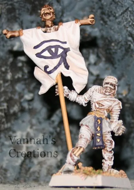 ai649.photobucket.com_albums_uu220_vannahscreations_The_20Kings_20of_20olde_071011rpriconbearer.webp
