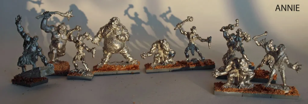 ai668.photobucket.com_albums_vv50_Annie_crochet_metalghouls.webp