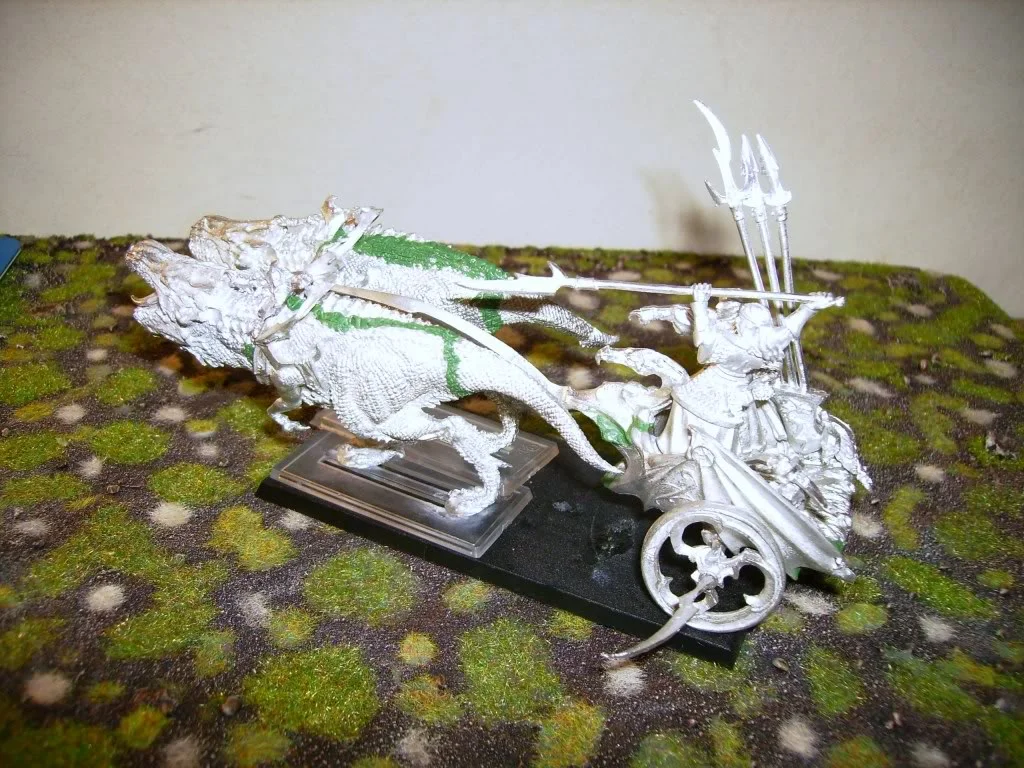 ai69.photobucket.com_albums_i68_AlFiKa_Dark_20Elves_Chariots_PB050006.webp