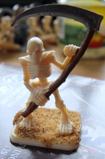 alh3.ggpht.com__2L8SA0DLsQw_TKXZWzius9I_AAAAAAAABzo__m9xOcVgBNw_s512_2010_1001undead0001.webp