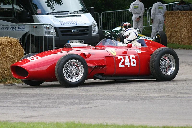aupload.wikimedia.org_wikipedia_commons_0_0f_Ferrari_Dino_246_F1.webp