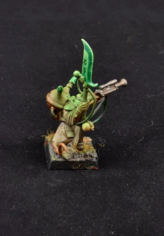 WarlockSide.webp